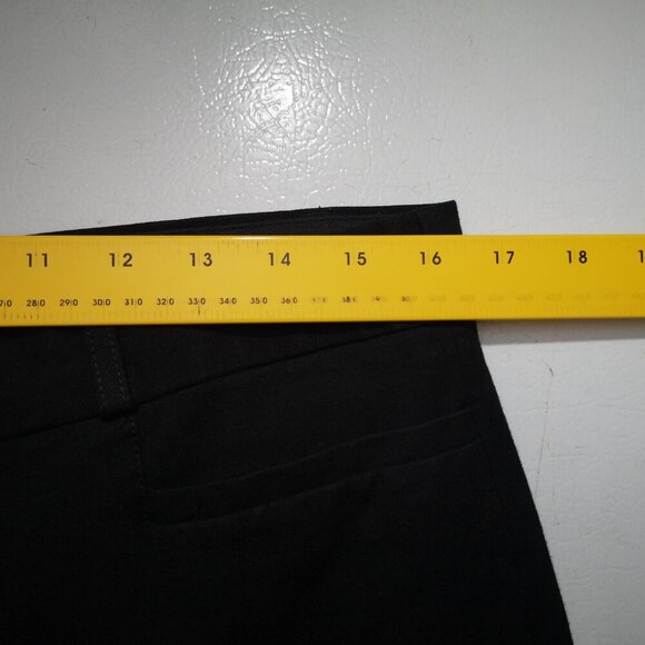 Banana Republic Factory Ladies Size 12 Black Sloan Curvy Fit Crop Pants - Picture 10 of 12